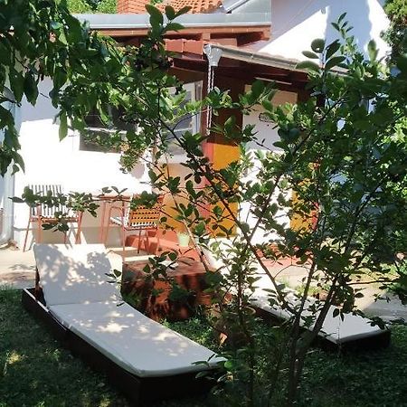 Apartman Stara Tresnja Κλάντοβο Εξωτερικό φωτογραφία